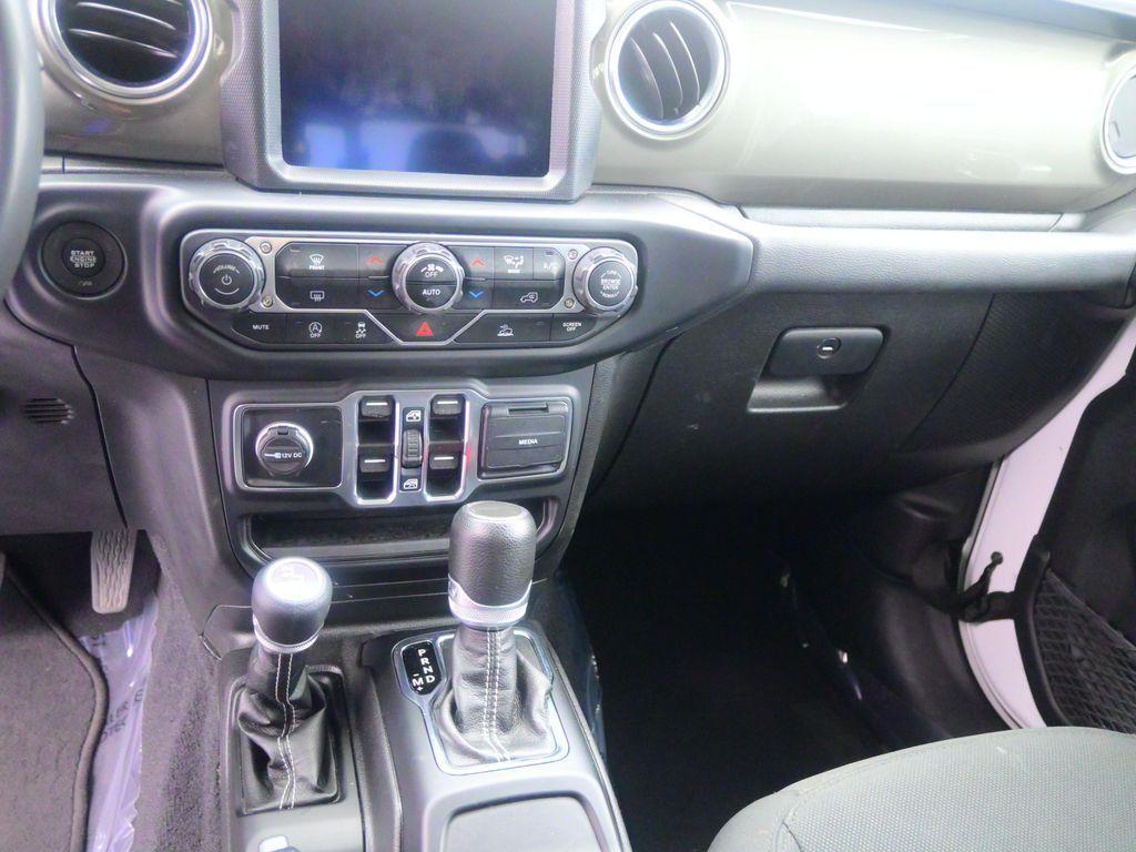 used 2023 Jeep Gladiator car, priced at $27,587