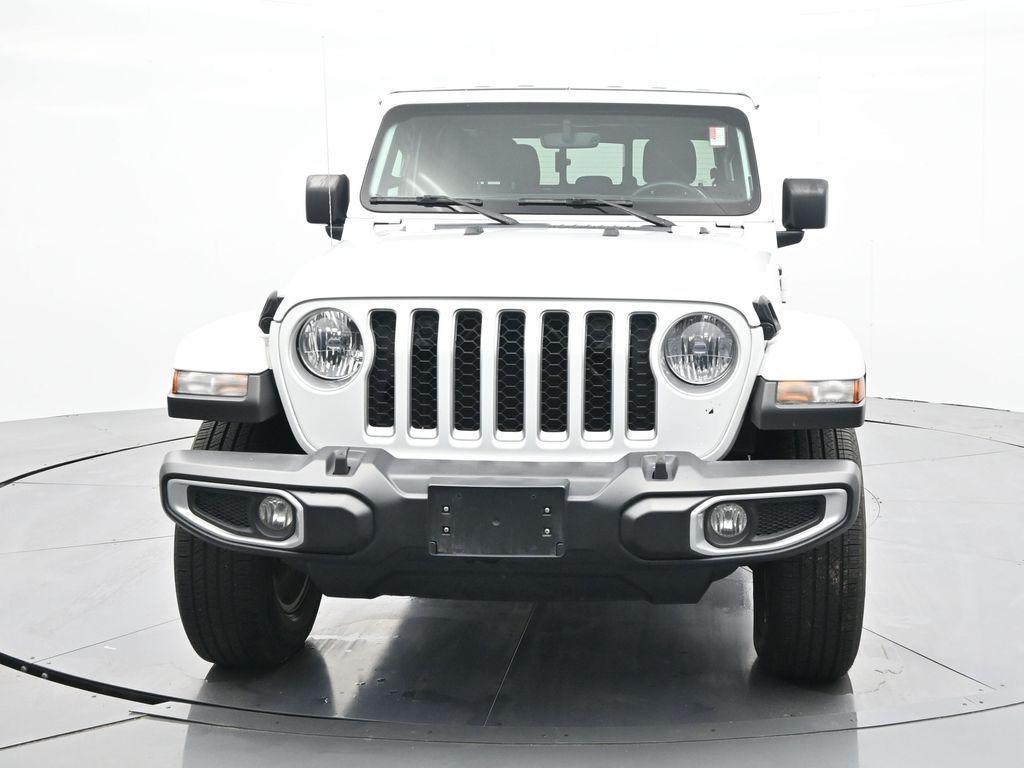 used 2023 Jeep Gladiator car, priced at $27,587