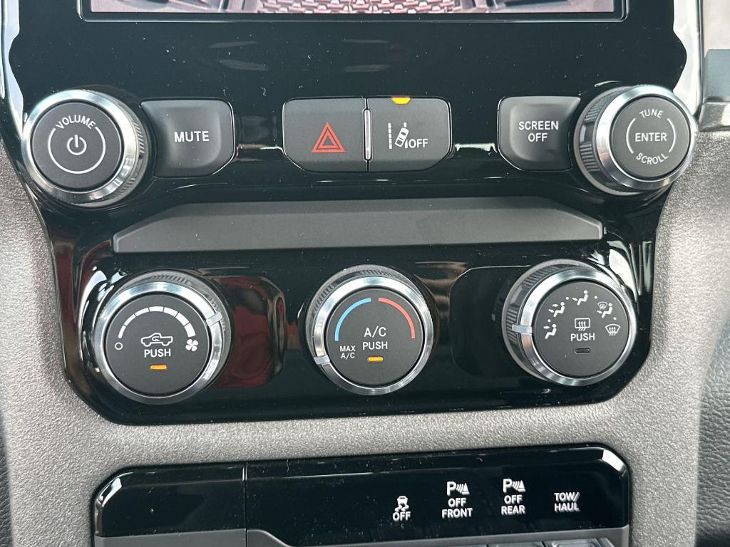 new 2025 Ram 1500 car