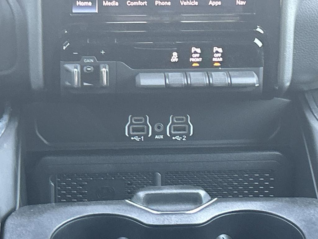 new 2025 Ram 1500 car