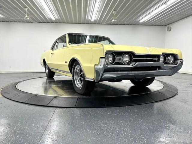 used 1967 Oldsmobile 442 car, priced at $59,900