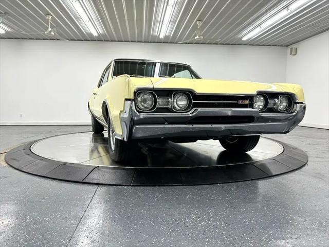 used 1967 Oldsmobile 442 car, priced at $59,900