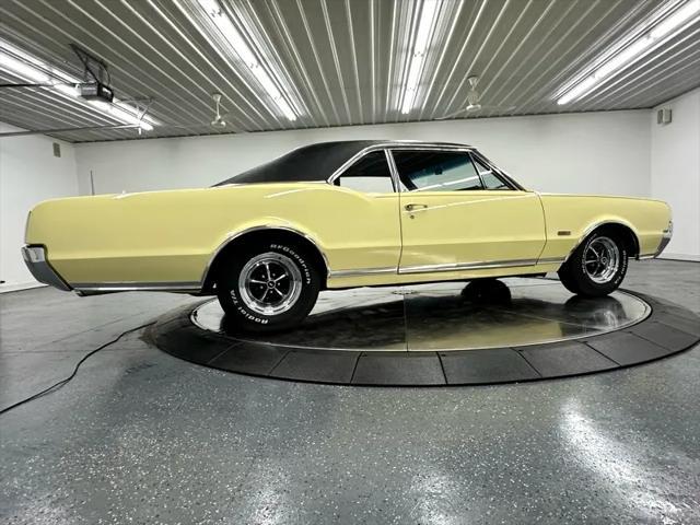 used 1967 Oldsmobile 442 car, priced at $59,900