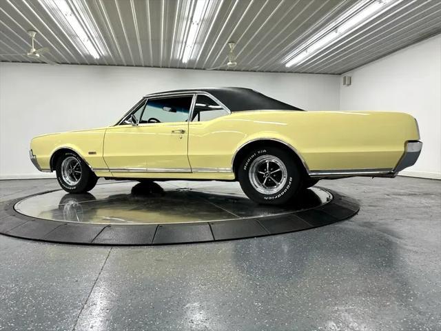 used 1967 Oldsmobile 442 car, priced at $59,900