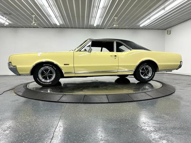 used 1967 Oldsmobile 442 car, priced at $59,900
