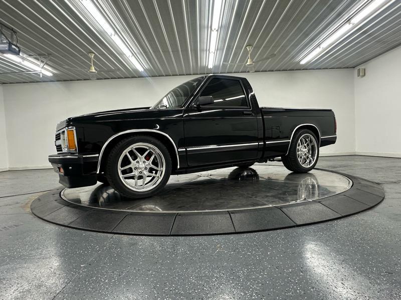 used 1991 Chevrolet Pickup Truck car, priced at $22,900