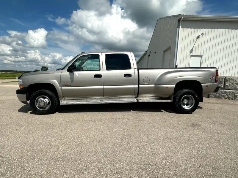 used 2001 Chevrolet Silverado 3500 car, priced at $26,900