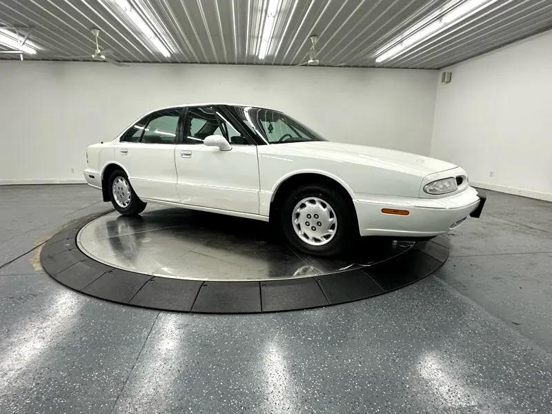used 1997 Oldsmobile Eighty-Eight car, priced at $8,900