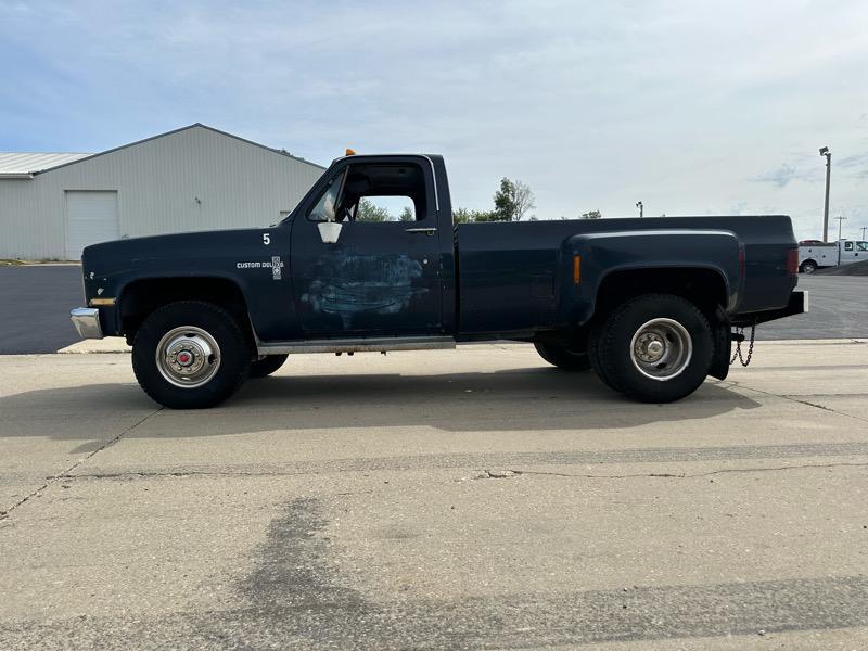 used 1986 Chevrolet Pickup Truck car, priced at $11,900
