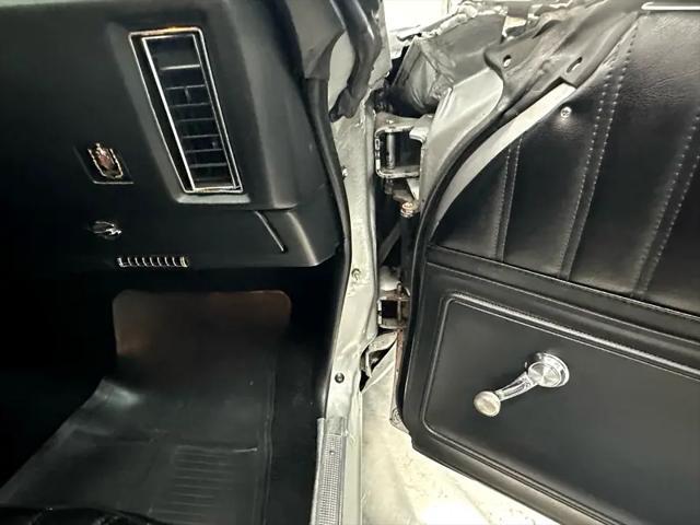 used 1975 Chevrolet Monte Carlo car, priced at $34,900