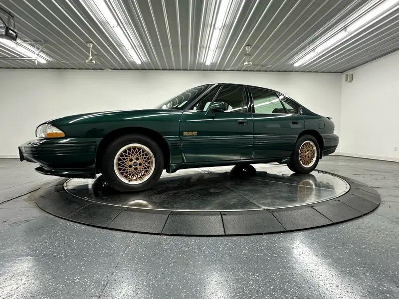 used 1993 Pontiac Bonneville car, priced at $29,900