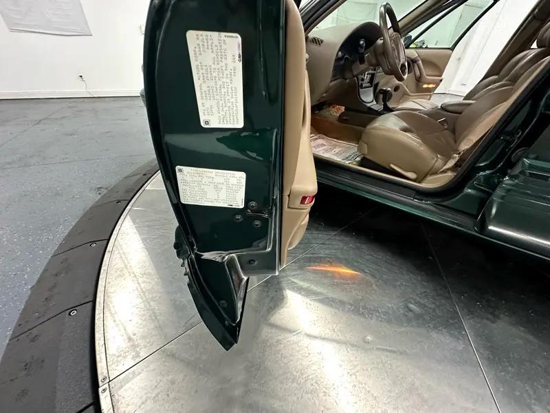 used 1993 Pontiac Bonneville car, priced at $29,900