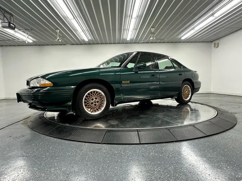 used 1993 Pontiac Bonneville car, priced at $29,900
