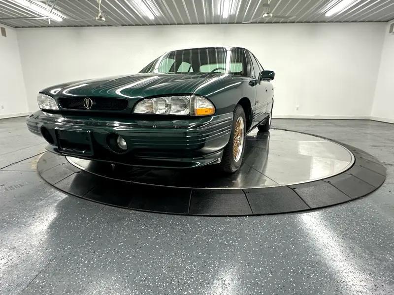 used 1993 Pontiac Bonneville car, priced at $29,900
