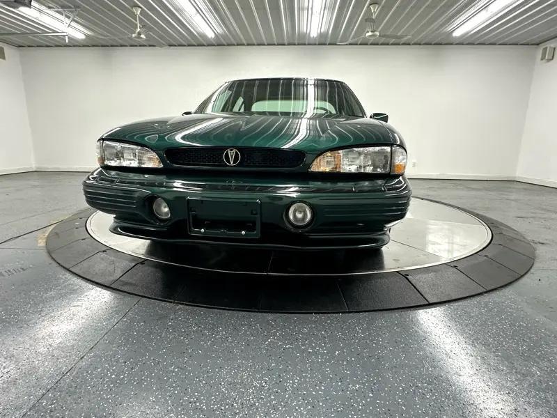 used 1993 Pontiac Bonneville car, priced at $29,900