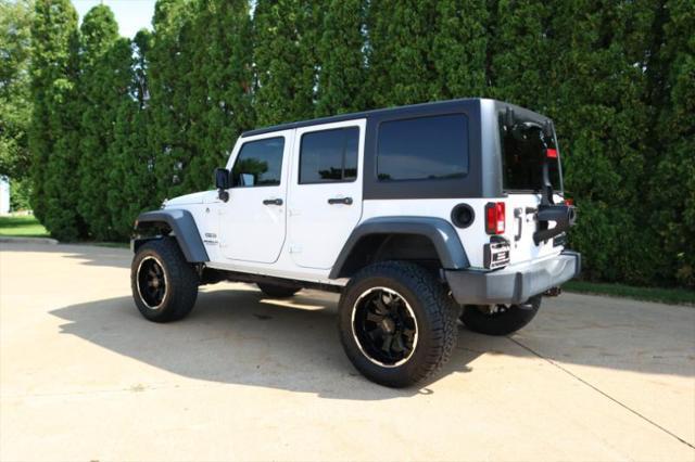 used 2016 Jeep Wrangler Unlimited car, priced at $29,900