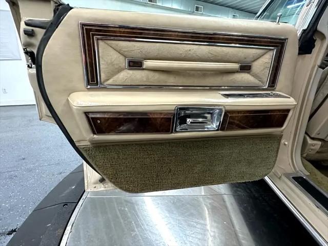 used 1979 Lincoln Town Car car, priced at $15,900