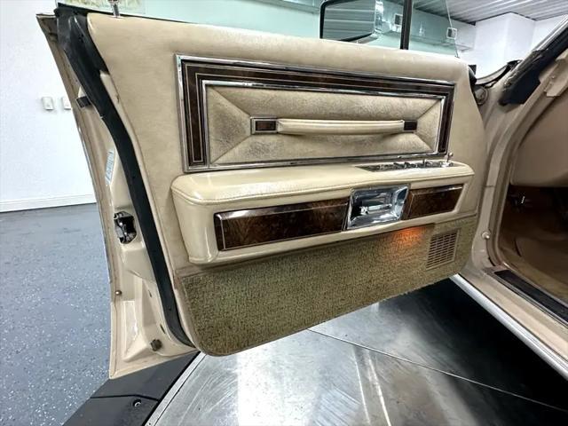used 1979 Lincoln Town Car car, priced at $15,900