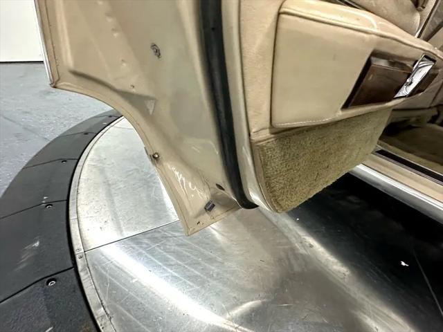 used 1979 Lincoln Town Car car, priced at $15,900