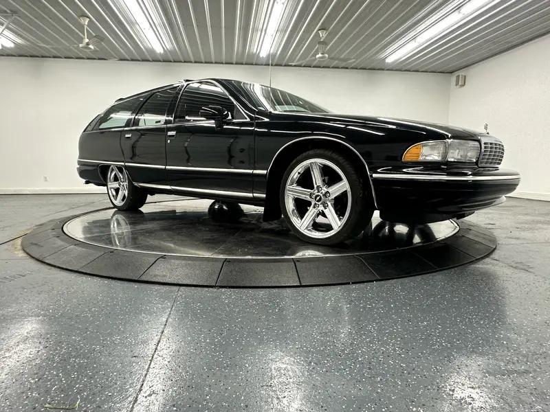 used 1993 Chevrolet Caprice Classic car, priced at $29,900