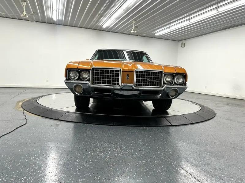 used 1972 Oldsmobile Cutlass Supreme car, priced at $44,900