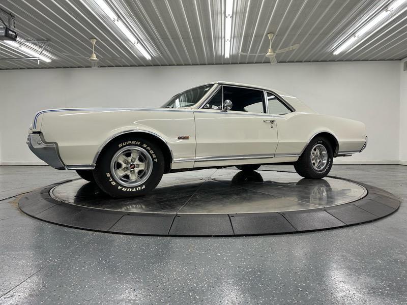 used 1967 Oldsmobile 442 car, priced at $44,900
