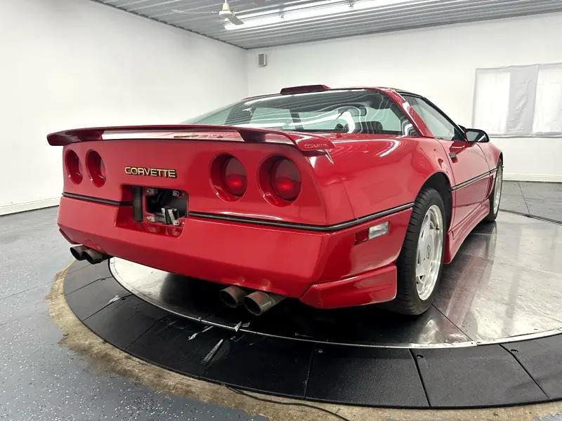 used 1988 Chevrolet Corvette car, priced at $12,900