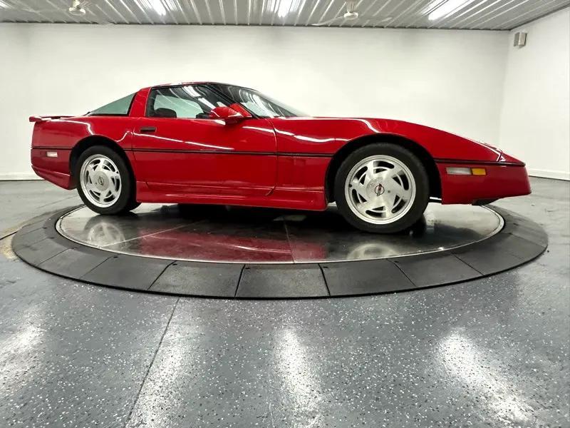 used 1988 Chevrolet Corvette car, priced at $12,900