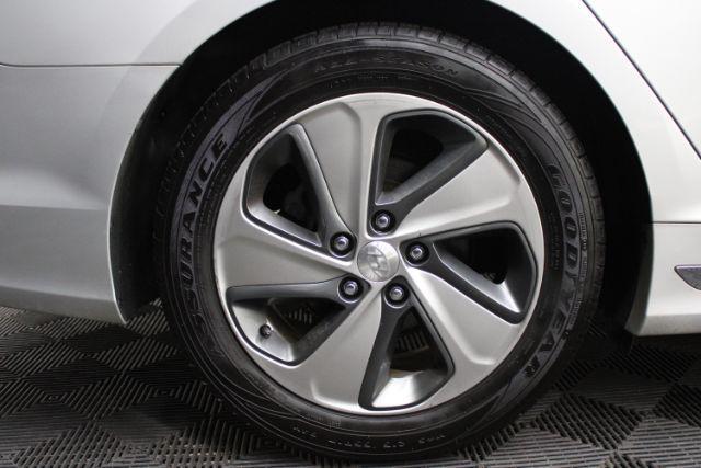 used 2016 Hyundai Sonata Hybrid car, priced at $11,812