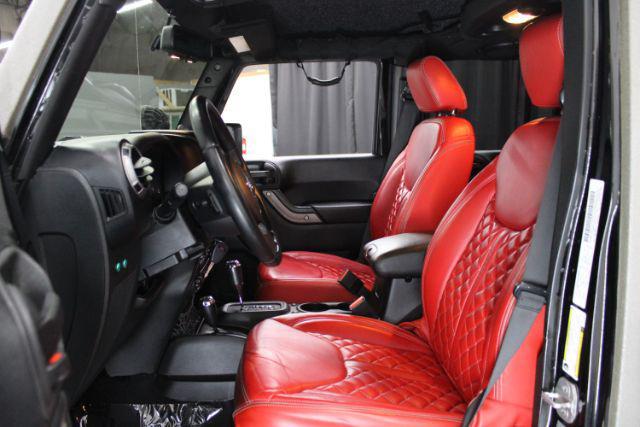 used 2014 Jeep Wrangler Unlimited car, priced at $25,812