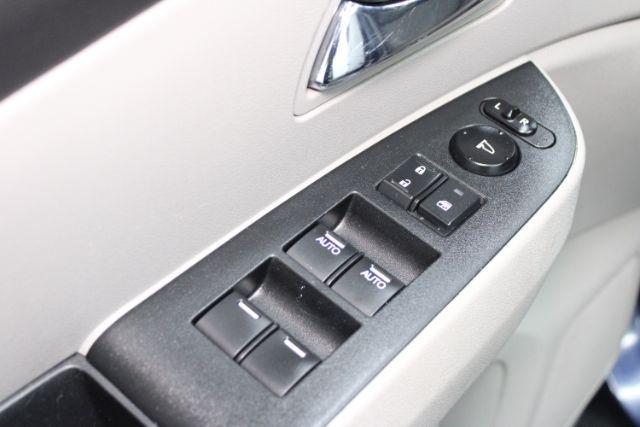 used 2016 Honda Odyssey car, priced at $14,812