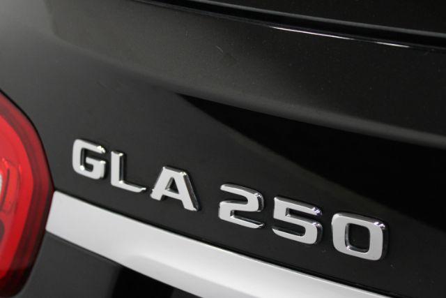 used 2018 Mercedes-Benz GLA 250 car, priced at $16,812