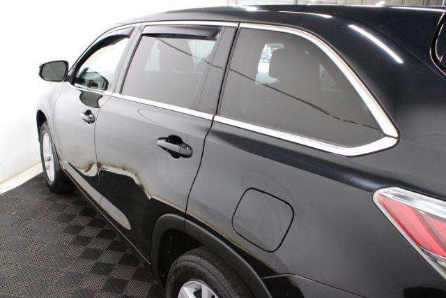 used 2014 Toyota Highlander car, priced at $15,712