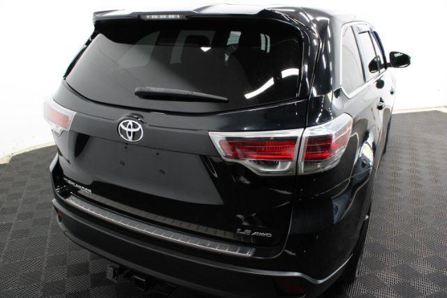 used 2014 Toyota Highlander car, priced at $15,712