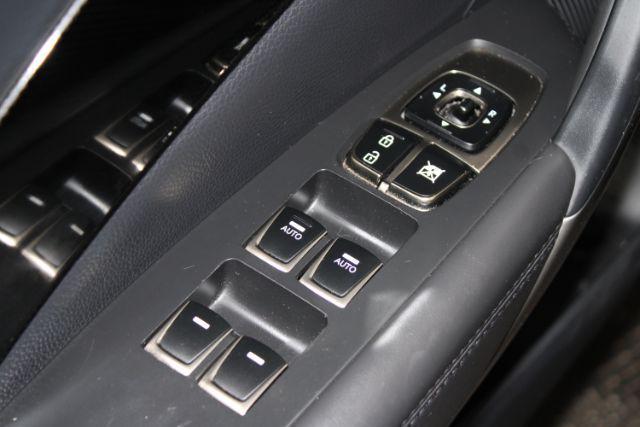 used 2013 Hyundai Azera car, priced at $12,899