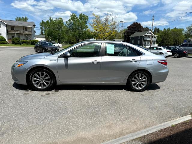 used 2015 Toyota Camry Hybrid car, priced at $15,995