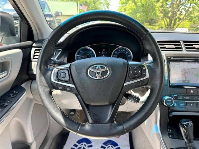 used 2015 Toyota Camry Hybrid car, priced at $15,995