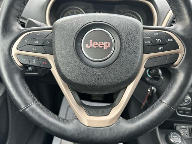 used 2014 Jeep Cherokee car, priced at $11,395