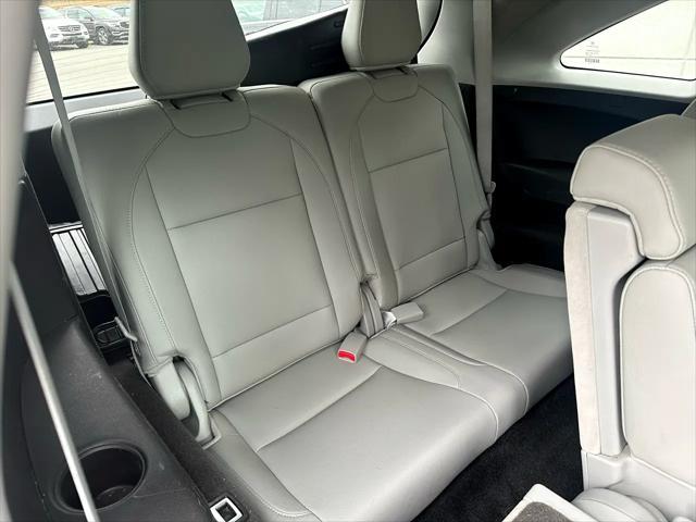 used 2014 Acura MDX car, priced at $13,995