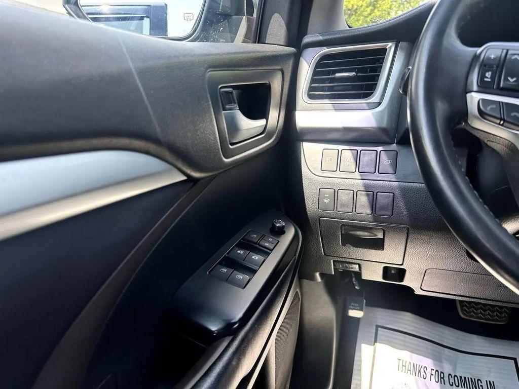 used 2018 Toyota Highlander car, priced at $24,595