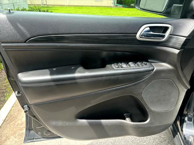 used 2019 Jeep Grand Cherokee car, priced at $17,995