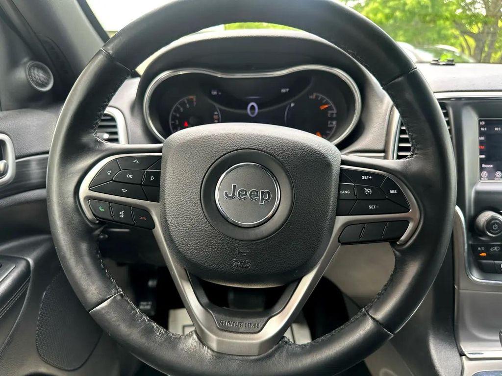 used 2019 Jeep Grand Cherokee car, priced at $17,695