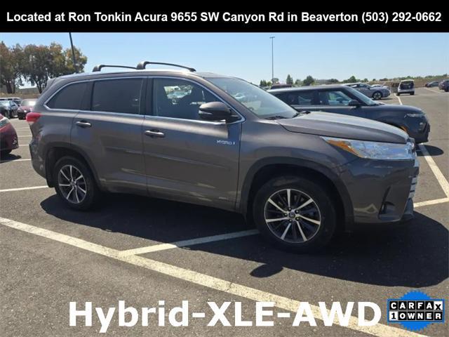 used 2017 Toyota Highlander Hybrid car, priced at $28,995