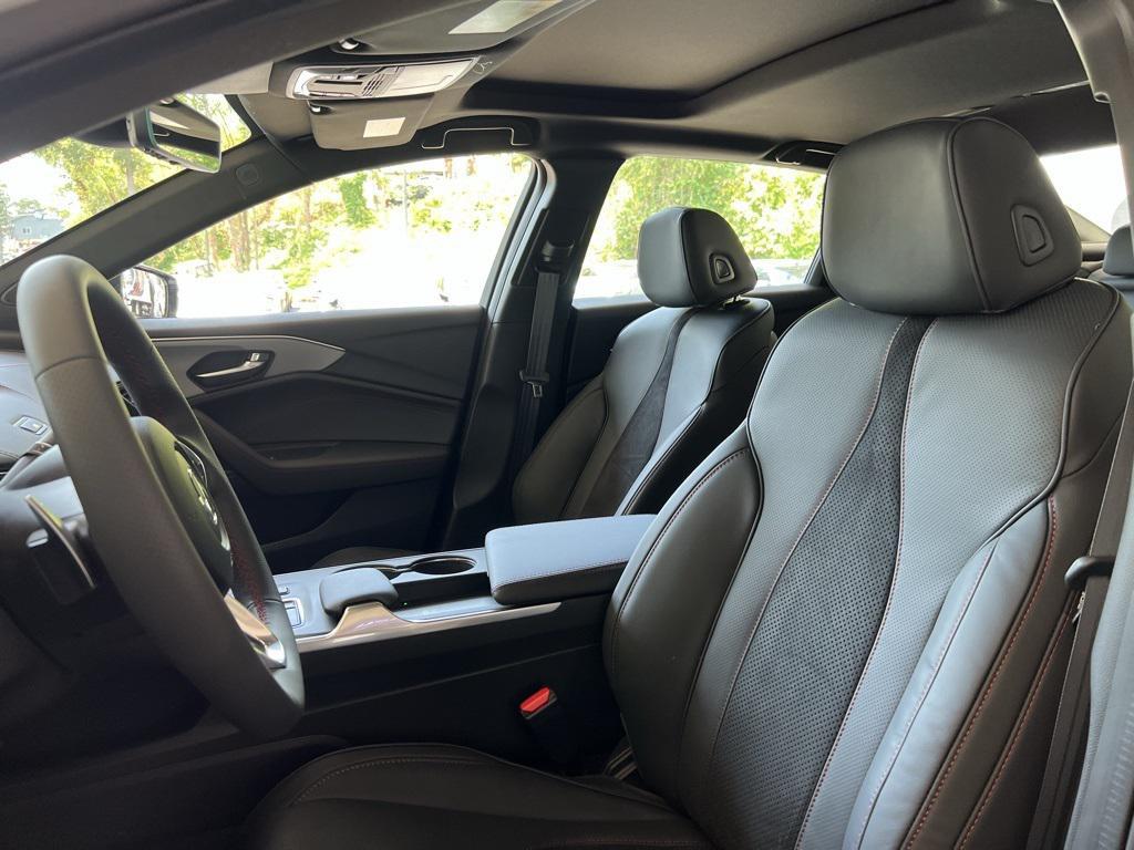 new 2025 Acura TLX car, priced at $49,650