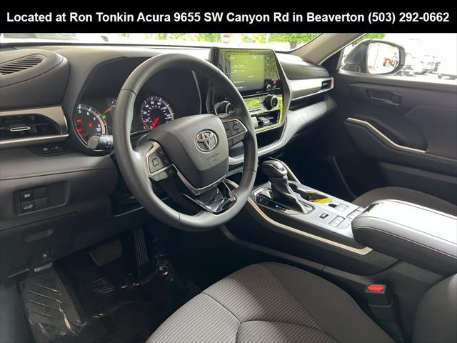 used 2021 Toyota Highlander car, priced at $33,995