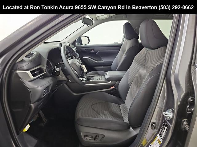 used 2021 Toyota Highlander car, priced at $33,995
