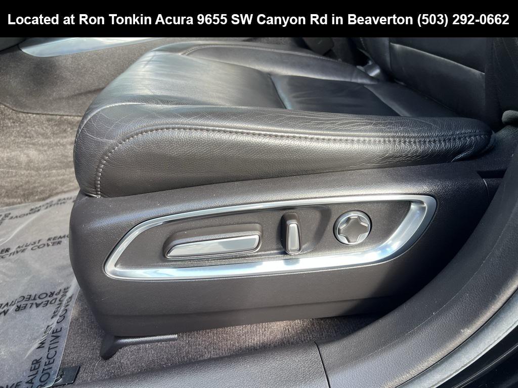 used 2020 Acura MDX car, priced at $28,495