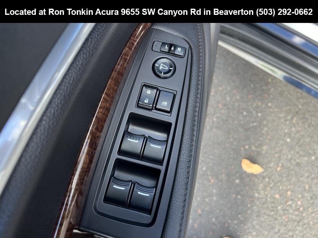 used 2020 Acura MDX car, priced at $28,495