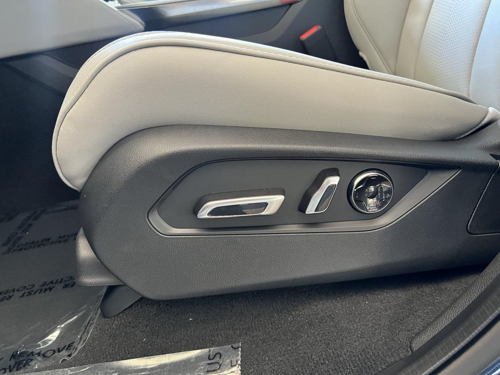 new 2026 Acura MDX car, priced at $60,750