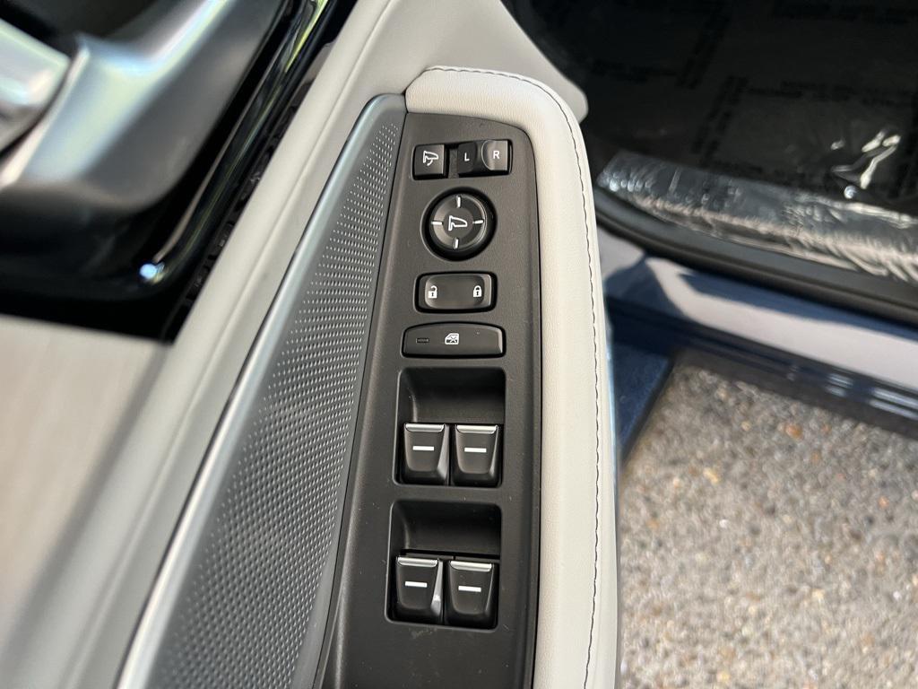 new 2026 Acura MDX car, priced at $60,750